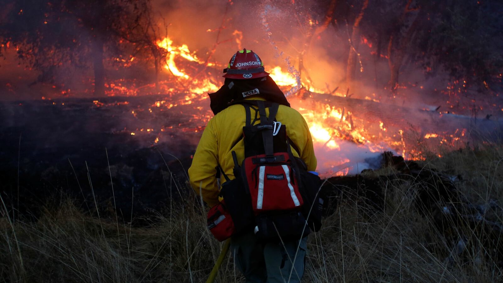 171015-fires-cheat_a7sxz8