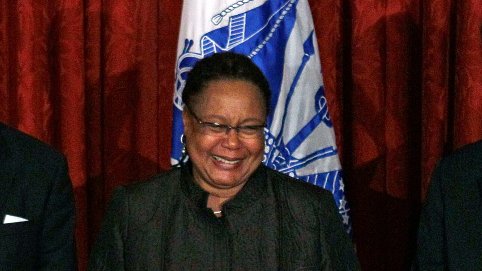 cheats/2013/05/28/embattled-harvard-dean-steps-down/130528-Evelynn-Hammonds-cheat_ewzv8g