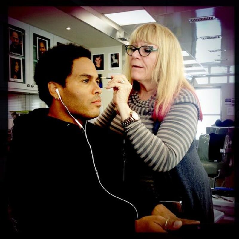 galleries/2012/10/06/diane-sawyer-ashlee-simpson-more-celebrity-twitter-pictures-photos/lenny-kravitz_dkrupg