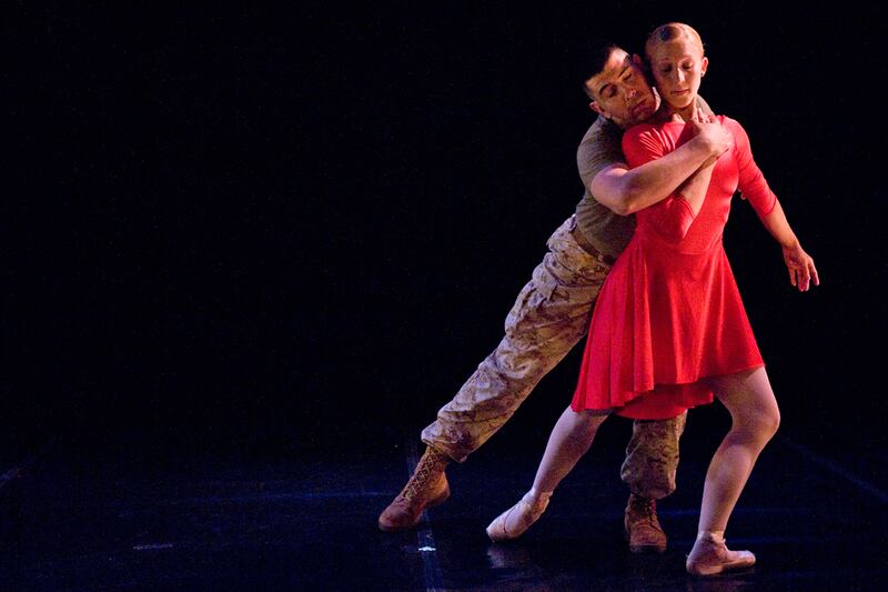 articles/2012/08/06/from-iraq-to-lincoln-center-a-marine-s-return-to-ballet/soldier-dancer-baca-article2_ppwdg1