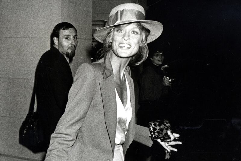 galleries/2013/12/24/from-julia-roberts-to-meryl-streep-the-best-80s-power-suits-photos/131223-power-suits-tease_rh4nlw