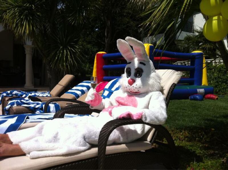 galleries/2011/04/28/twitpics-4-28/twitpi428---beckham_bmq6ig