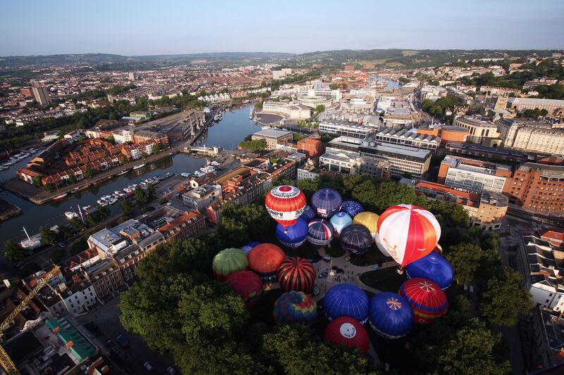 galleries/2013/04/22/the-city-bristol/city-bristol-01_h5v6as