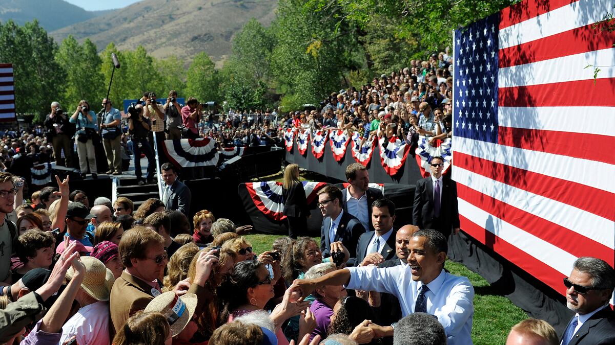 articles/2012/10/02/battle-for-colorado-heats-up-as-candidates-prep-for-denver-debate/battle-for-colorado-mckinnon_q5uuqg