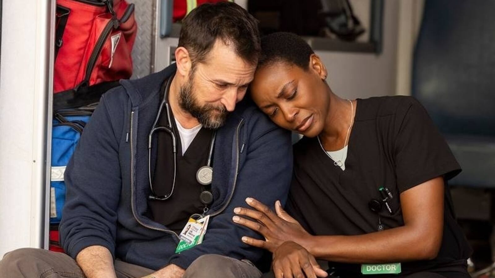 Noah Wyle and Tracy Ifeachor in The Pitt