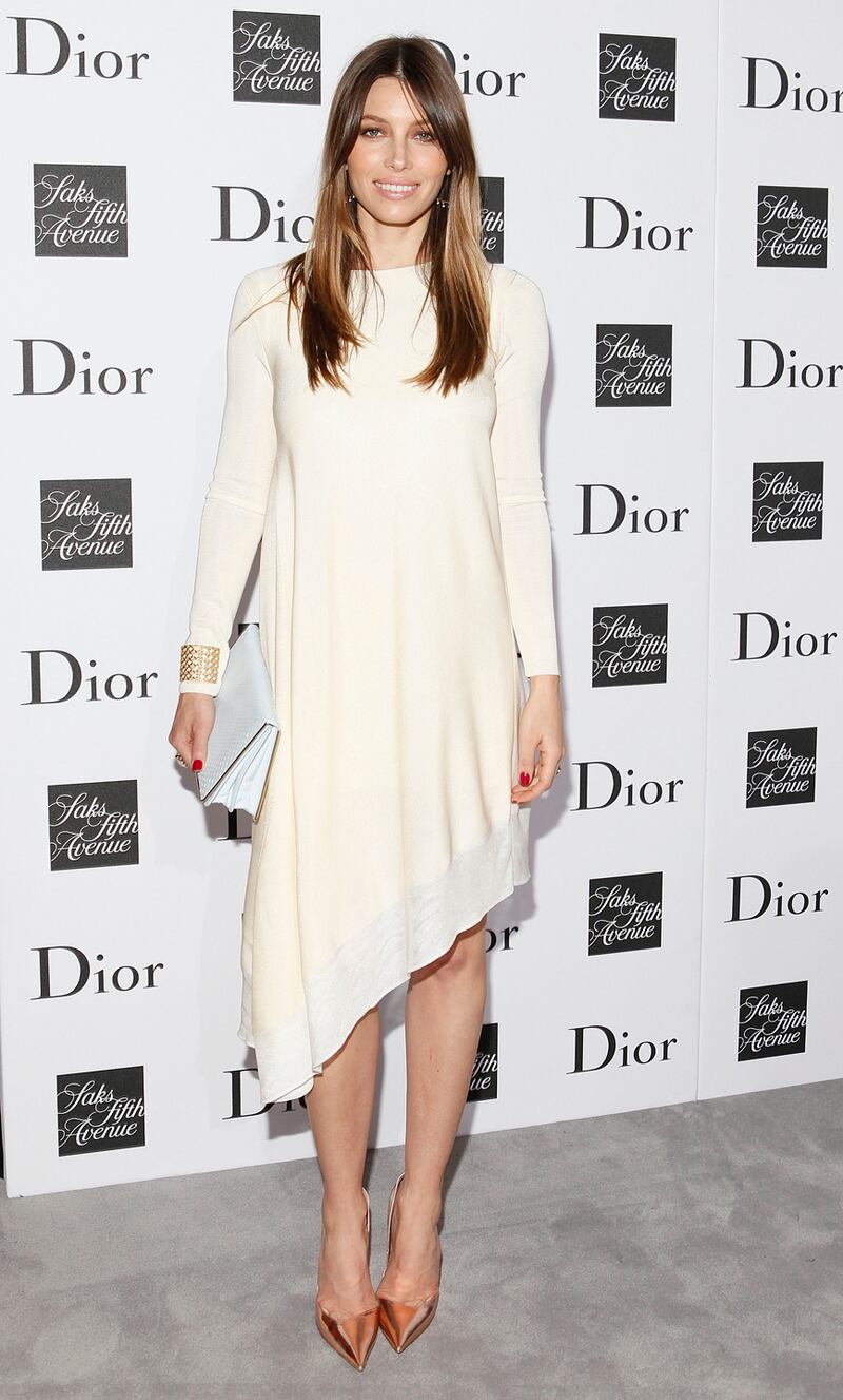 galleries/2013/09/13/from-katie-holmes-to-marion-cottilard-the-week-s-best-worst-dressed-photos/130912-best-worst-dressed-jessica-biel_ojlrbq