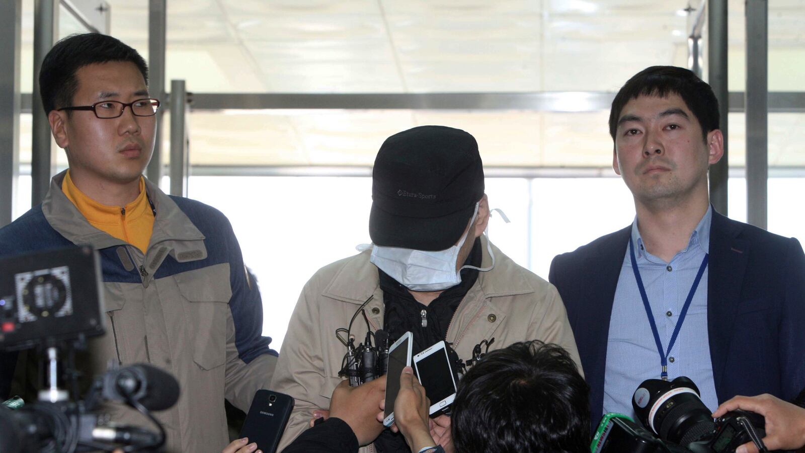 cheats/2014/05/08/south-korea-ferry-company-ceo-arrested/140708-south-korea-ferry-cheat_yme9qp