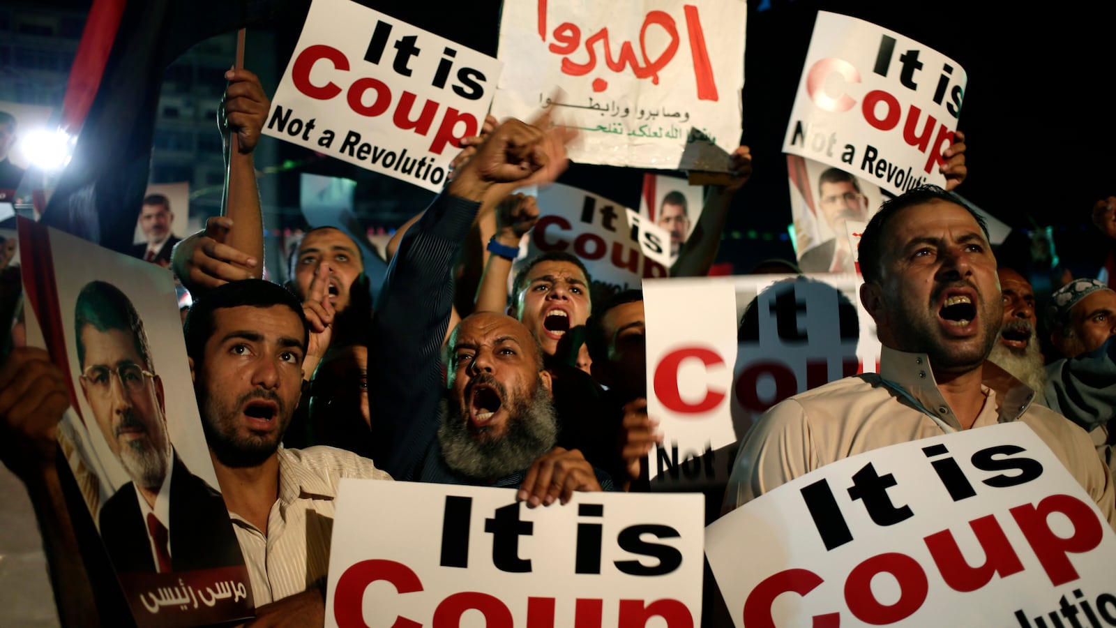 cheats/2013/08/18/report-38-killed-in-egypt-prison-riot/130818-egypt-riot-cheat_ytvans