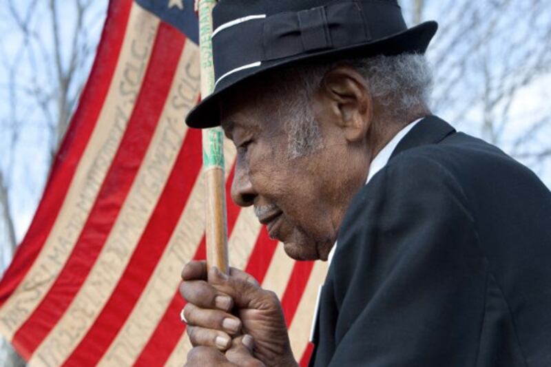 galleries/2012/01/24/the-artist-george-clooney-academy-award-nominations-2012-photos/oscar-nominations-2011-documentary-short-barber-of-birmingham_xbewux