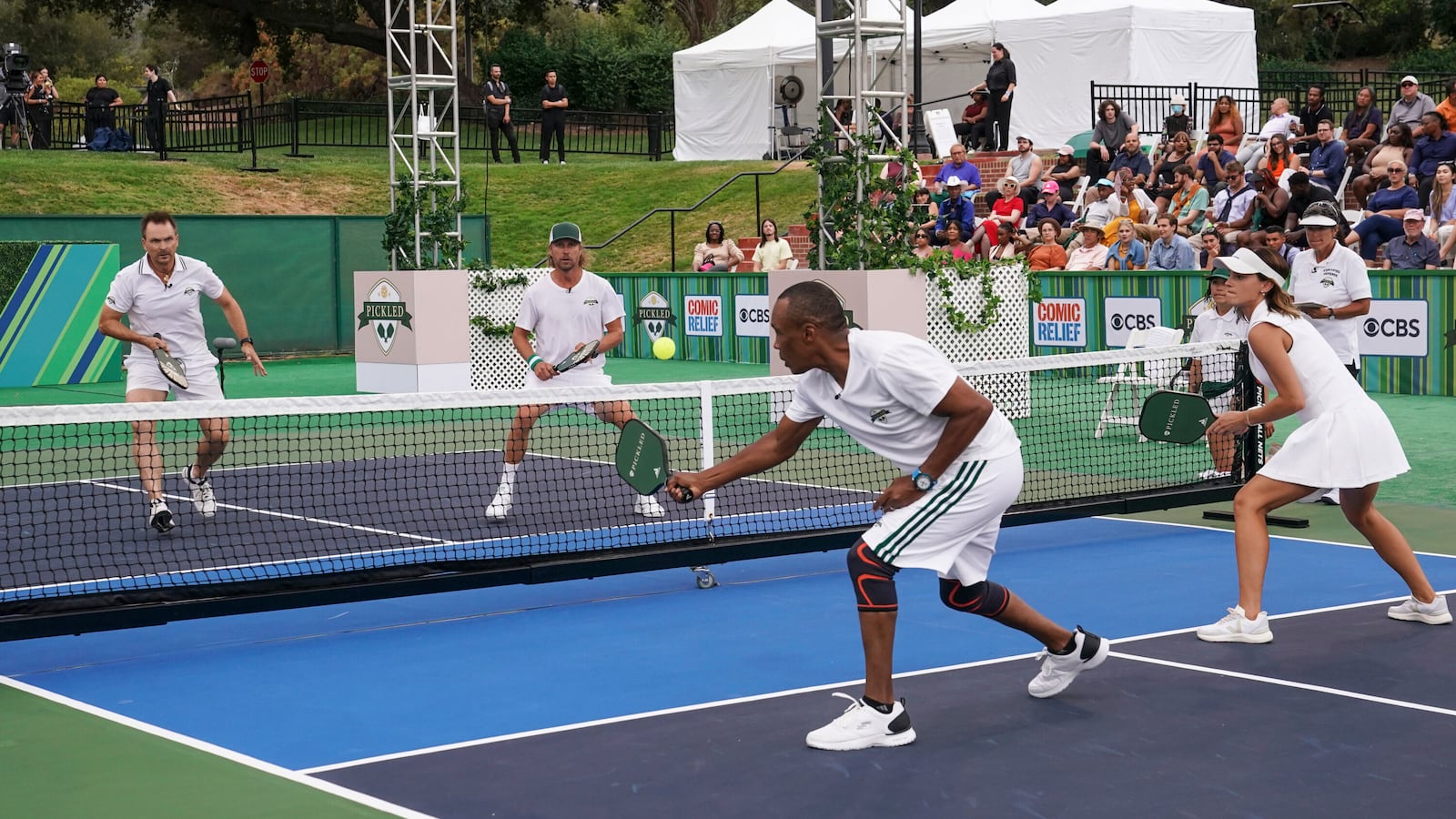 221126-peters-pickled-hero_cpnonm