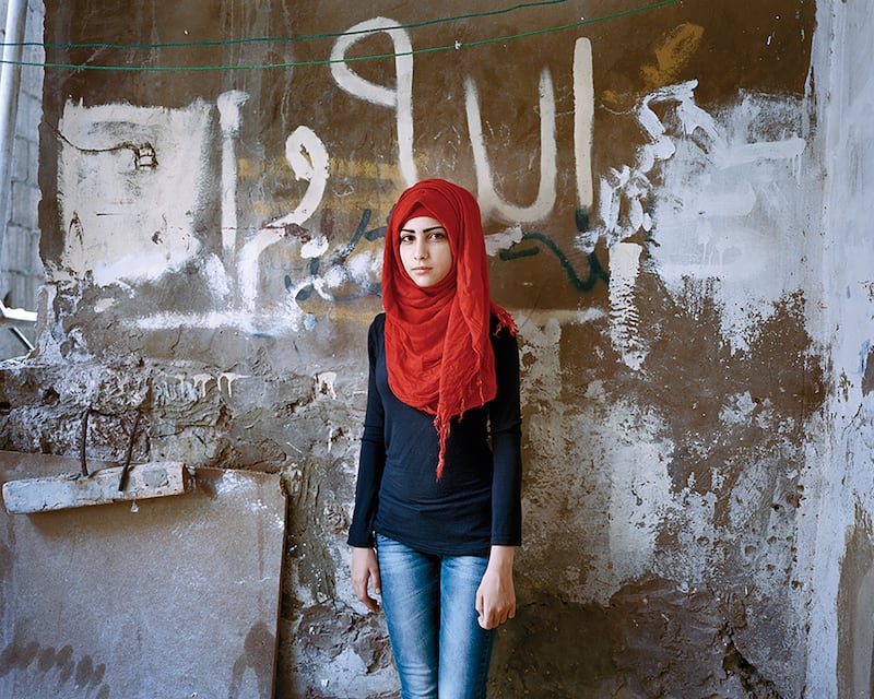 galleries/2016/10/23/invisible-children-portraits-of-young-refugees/161012_invisible-children_06_aqwprd
