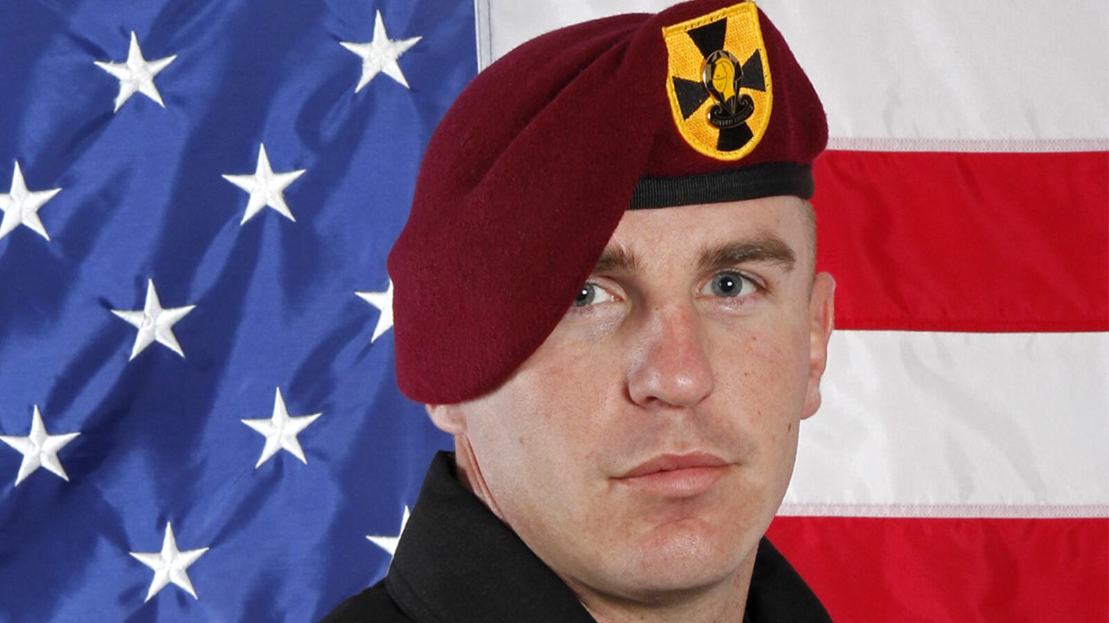 cheats/2015/08/16/parachutist-dies-after-air-show-accident/150817-corey-hood-cheat_iuvi3c