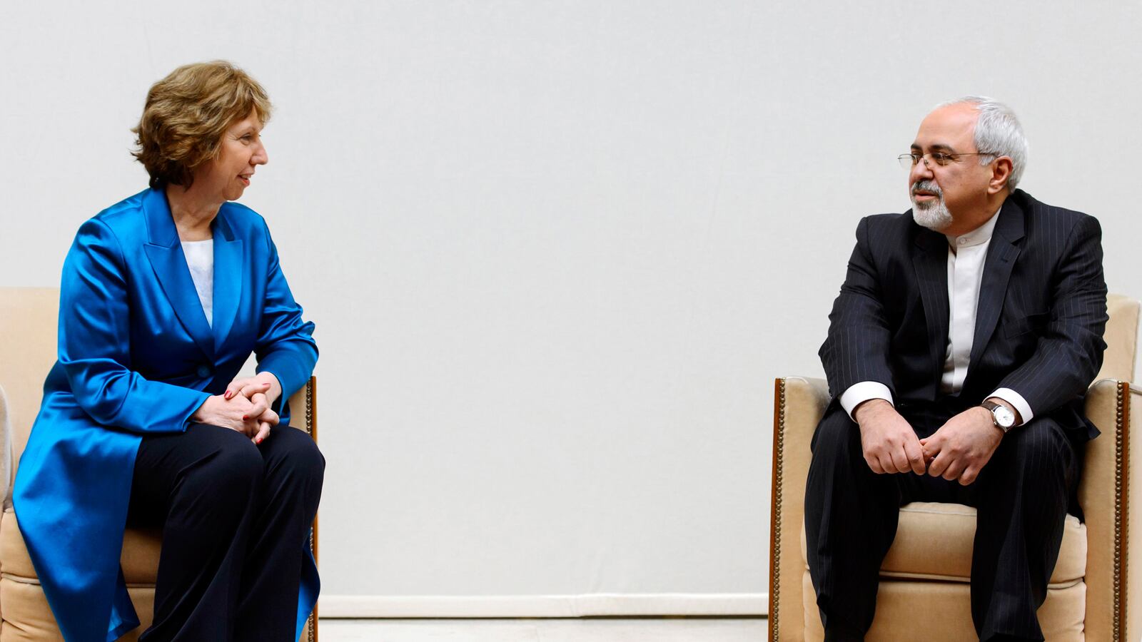 cheats/2013/10/19/iran-holds-substantive-nuclear-talks/131018-iran-talks-cheat_txotbu