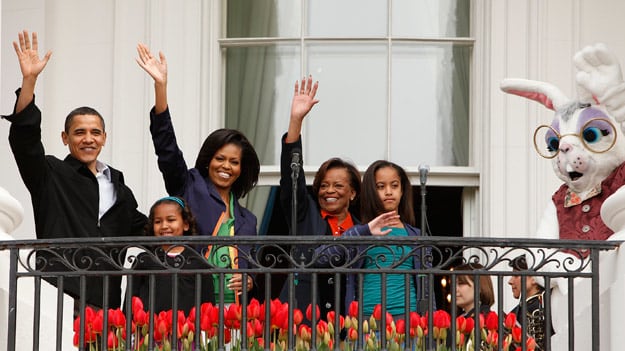 cheats/2009/04/13/obamas-first-egg-roll/easter-2_nua9gc