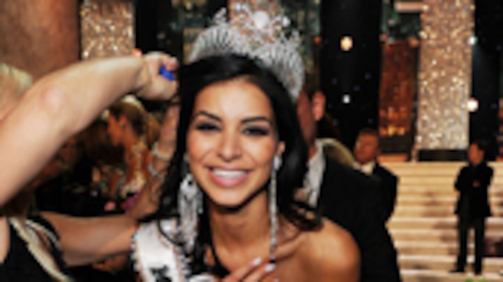 articles/2010/05/17/best-moments-from-miss-usa/video-miss-usa-1_101068_gnxuqz