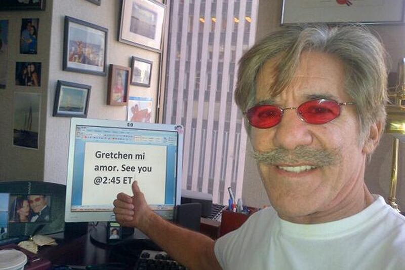 galleries/2013/10/26/miley-cyrus-madonna-the-week-in-celebrity-selfies-photos/131025-geraldo-selfie_zeob3g