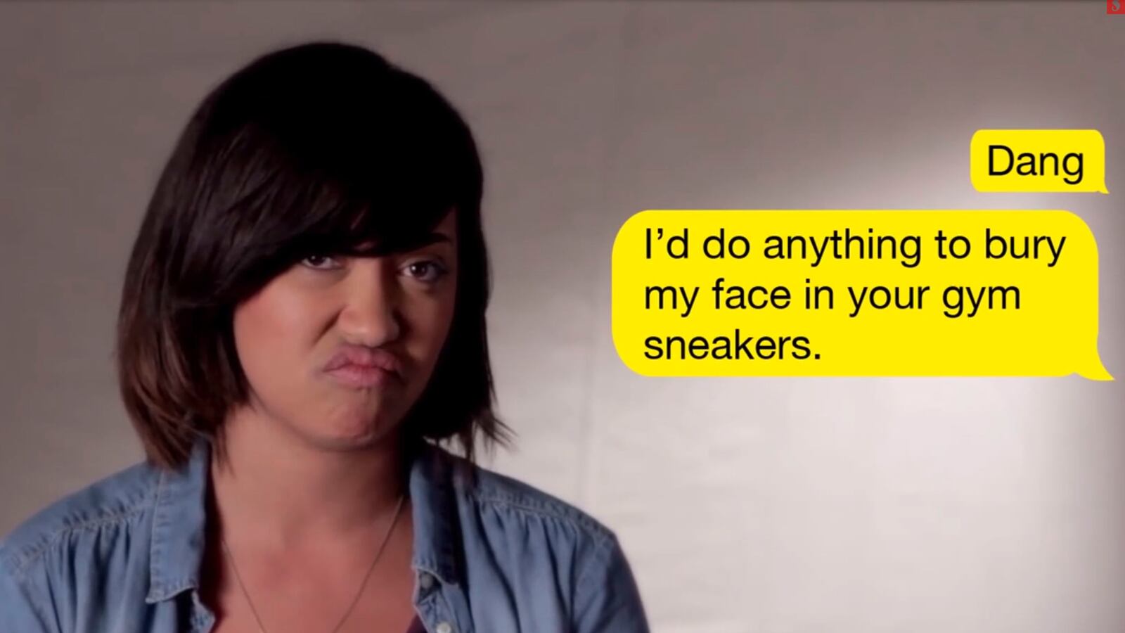 articles/2014/12/11/the-ladies-of-second-city-read-grindr-hookup-messages/the-ladies-of-second-city-read-grindr-hookup-messages-image_pfyeoi