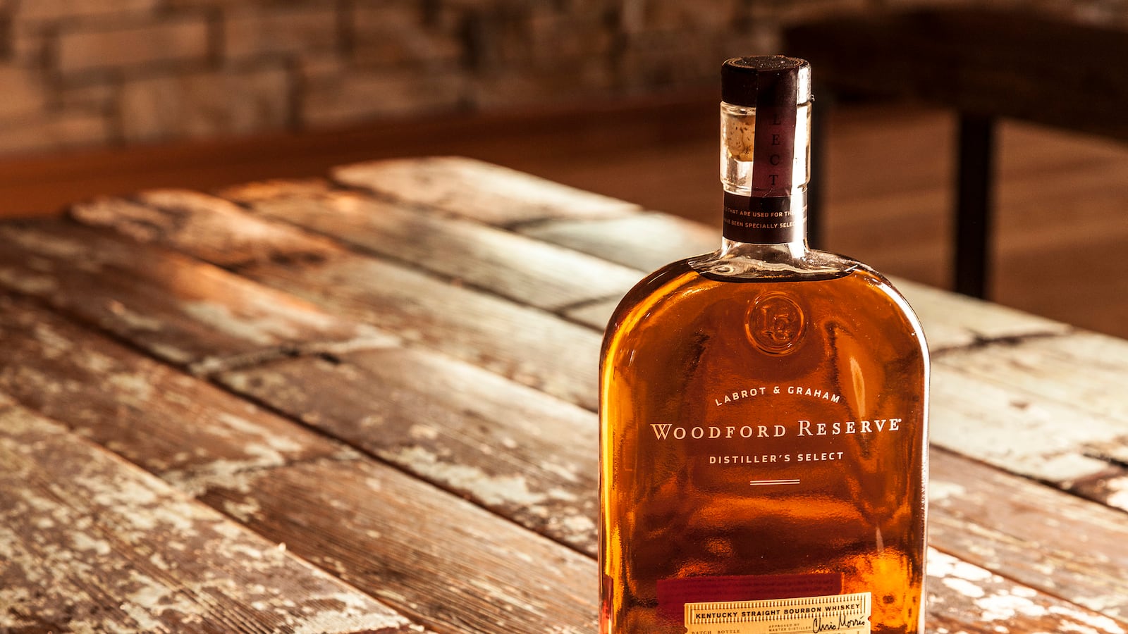 articles/2016/02/04/in-pictures-how-to-make-woodford-reserve-bourbon/160127-headerimg_x00ccg