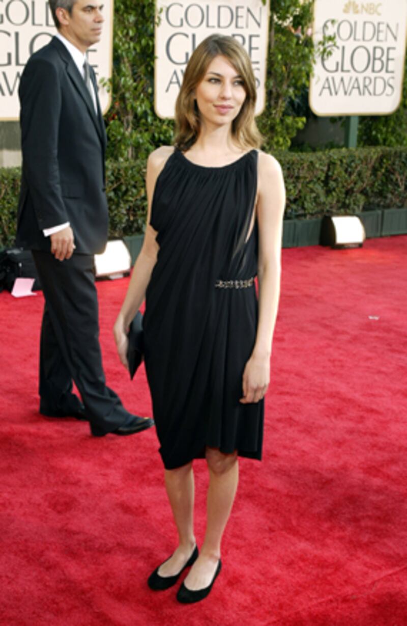 galleries/2011/02/23/red-carpet-shoe-wars/shoe-wars---sofia-coppola_xbysh3