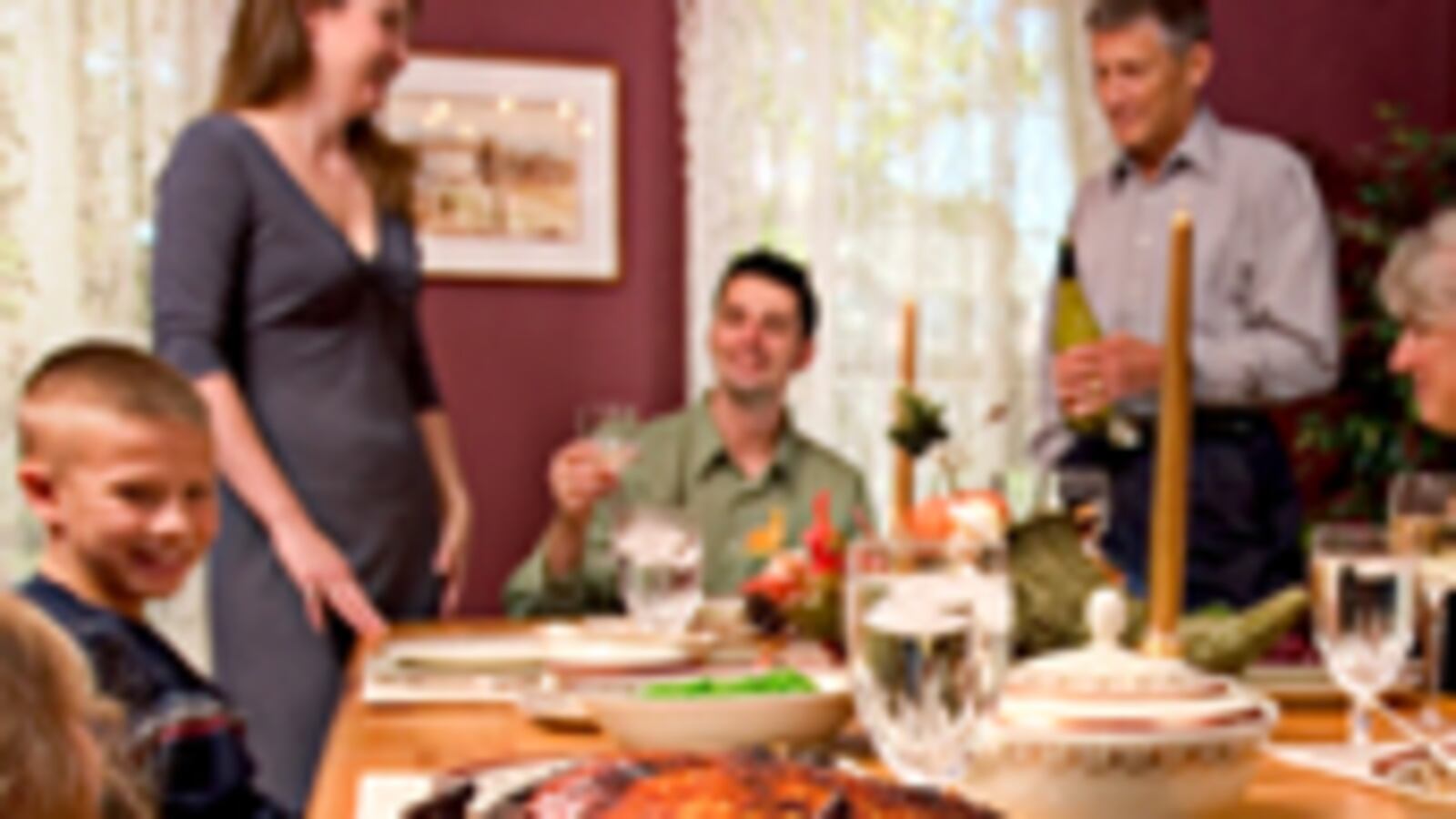 articles/2009/11/24/the-holiday-over-eating-myth/roberts-thanksgiving-holiday-eating_65254_dyiert