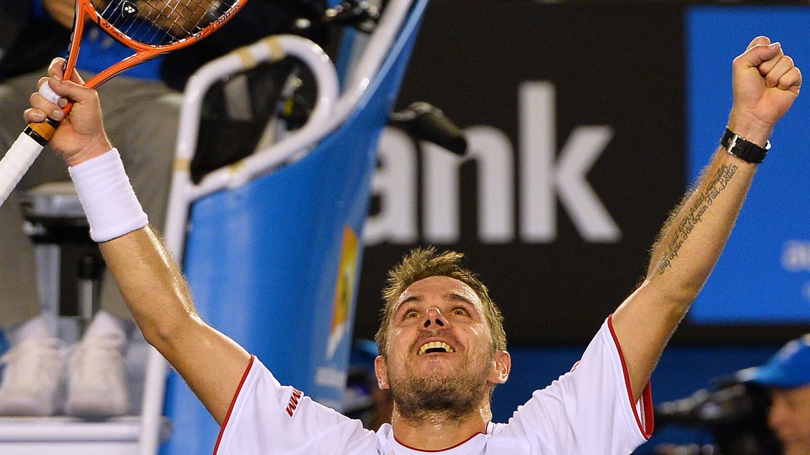 cheats/2014/01/26/wawrinka-beats-nadal/140126-stanislas-wawrinka-cheat_b9feor