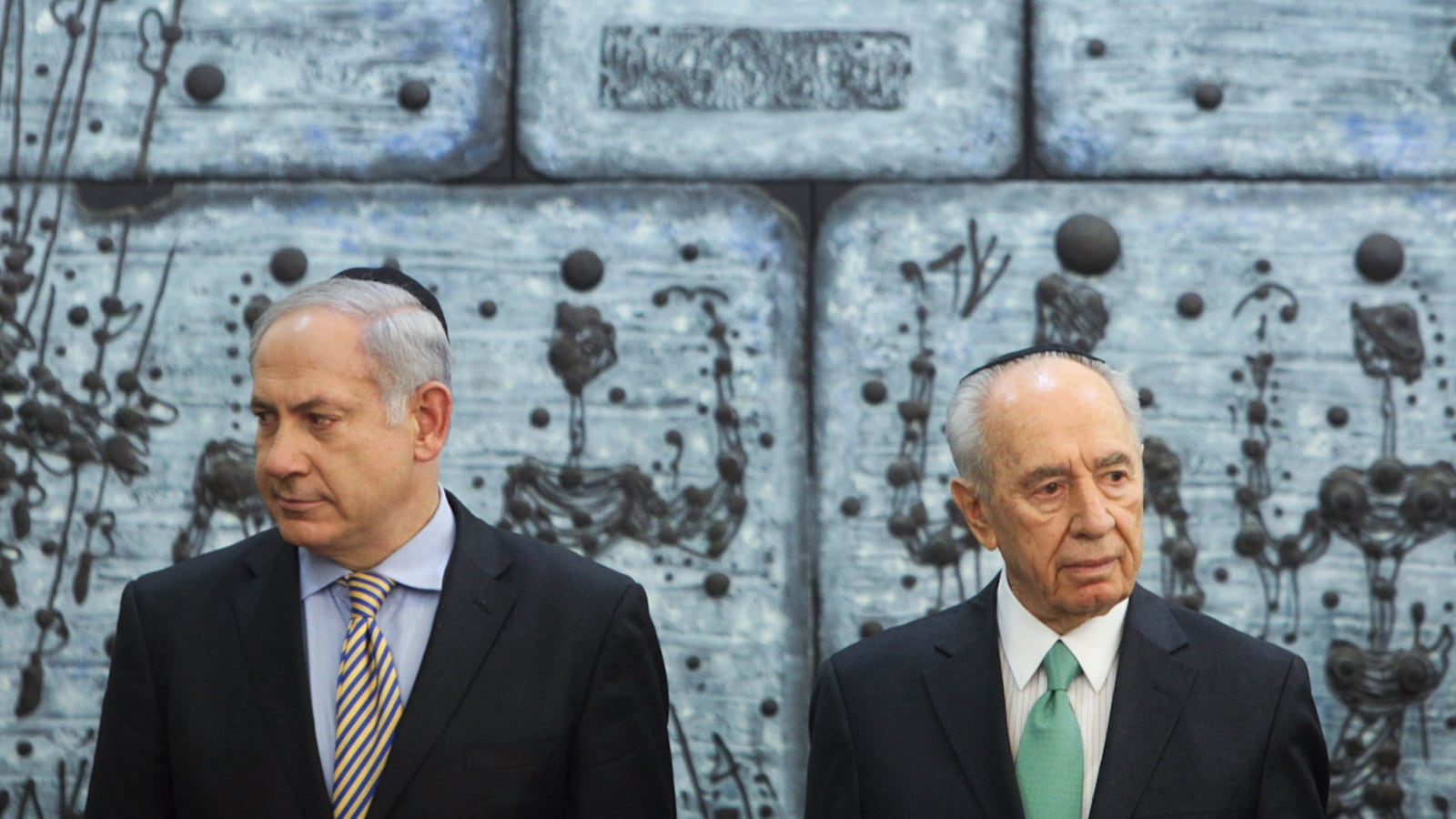 articles/2013/02/04/the-mixed-legacy-of-shimon-peres/israel-attack-peres-netanyahu-disagree-ephron_xkvdlp