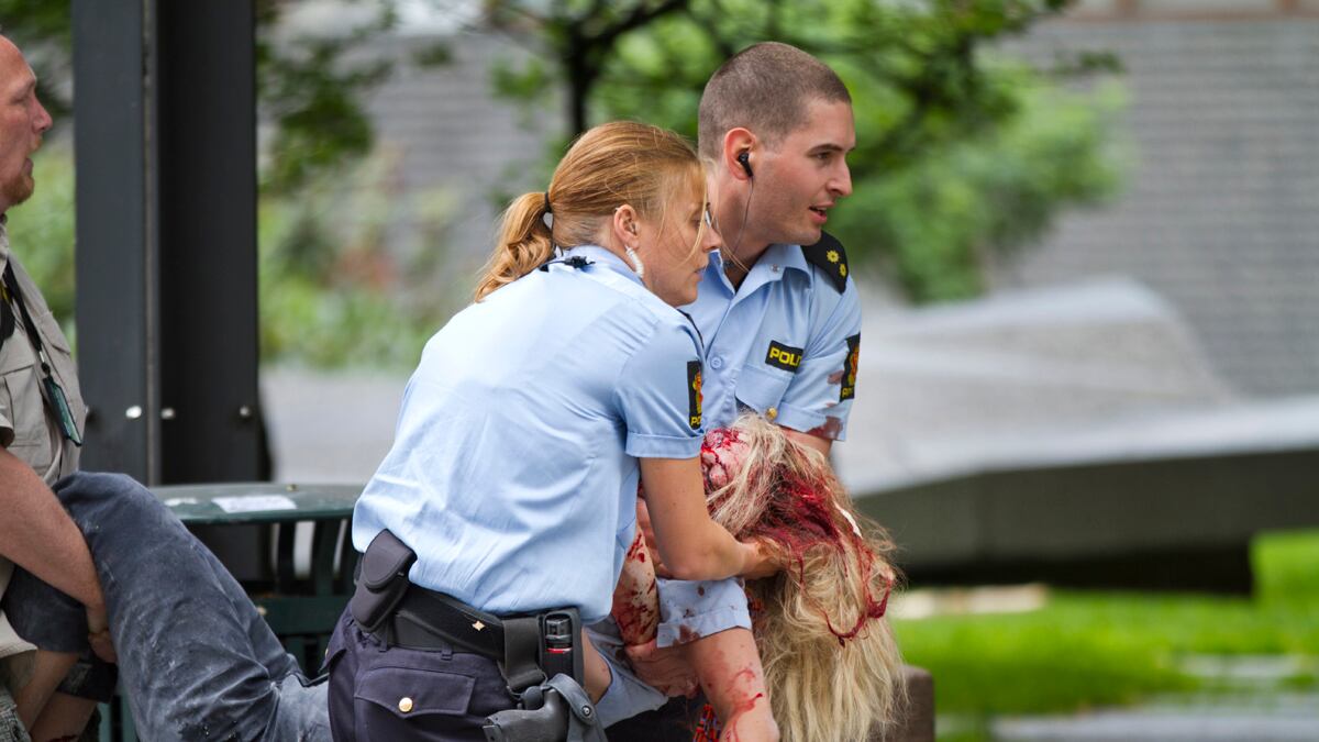 cheats/2011/07/22/gunman-attacks-norway-youth-meeting/oslo-bombing-box_br4chi