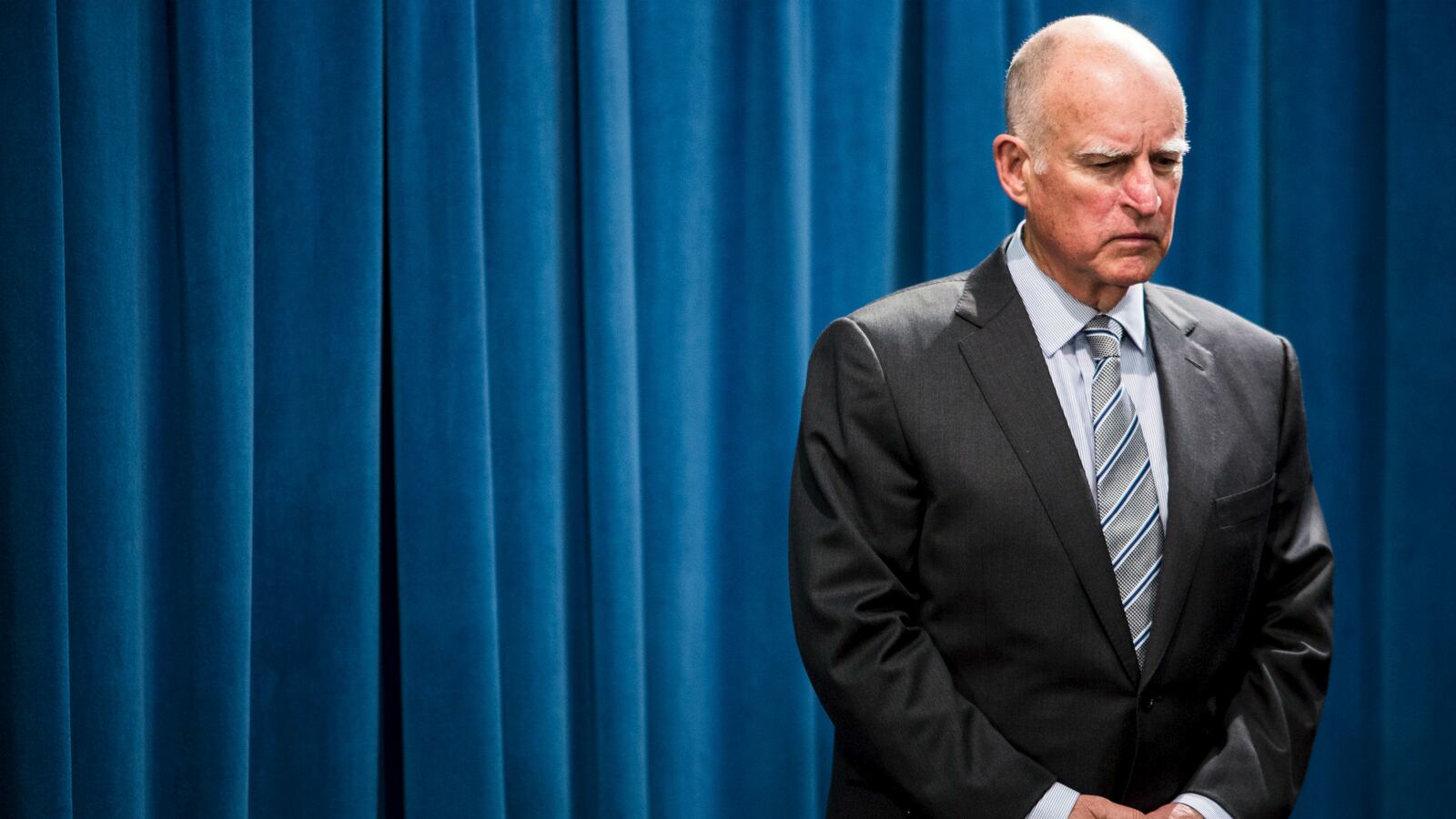 cheats/2015/10/05/california-approves-end-of-life-bill/151005-california-suicide-cheat_rvftzm