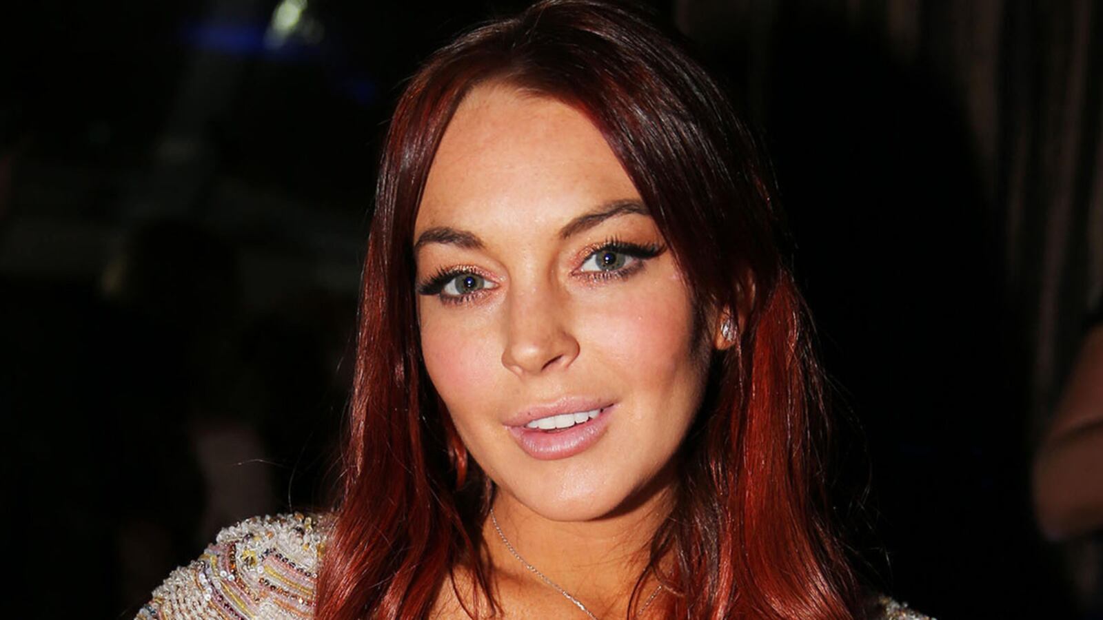 cheats/2012/11/26/lohan-upset-by-liz-dick-reviews/lindsay-lohan-restraining-order-father-cheat_ufrnwp