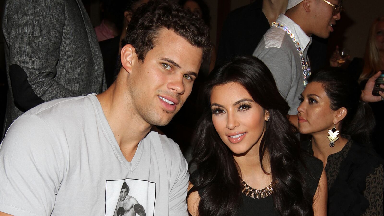 cheats/2011/10/31/humphries-learned-of-divorce-on-tmz/kardashian-divorice-short-marriage-cs_sq6vut