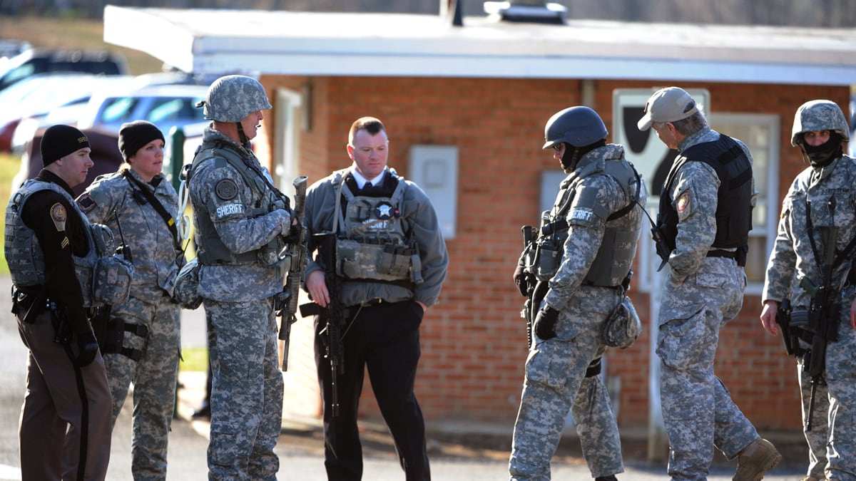 articles/2011/12/08/virginia-tech-shooting-stirs-bad-memories-for-07-shooter-s-professor/va-tech-shooting-schwartz_vargeq