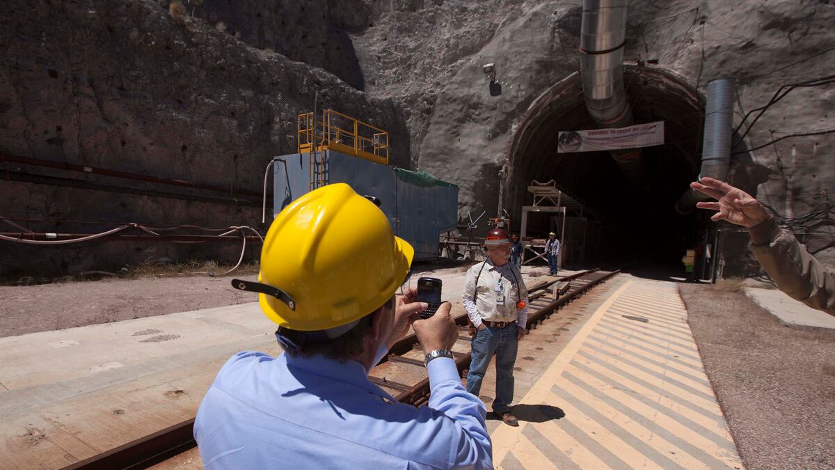 articles/2011/08/26/yucca-mountain-nuclear-waste-facility-plans-may-be-revived/yucca-nuclear-waste-stone_eah0vu
