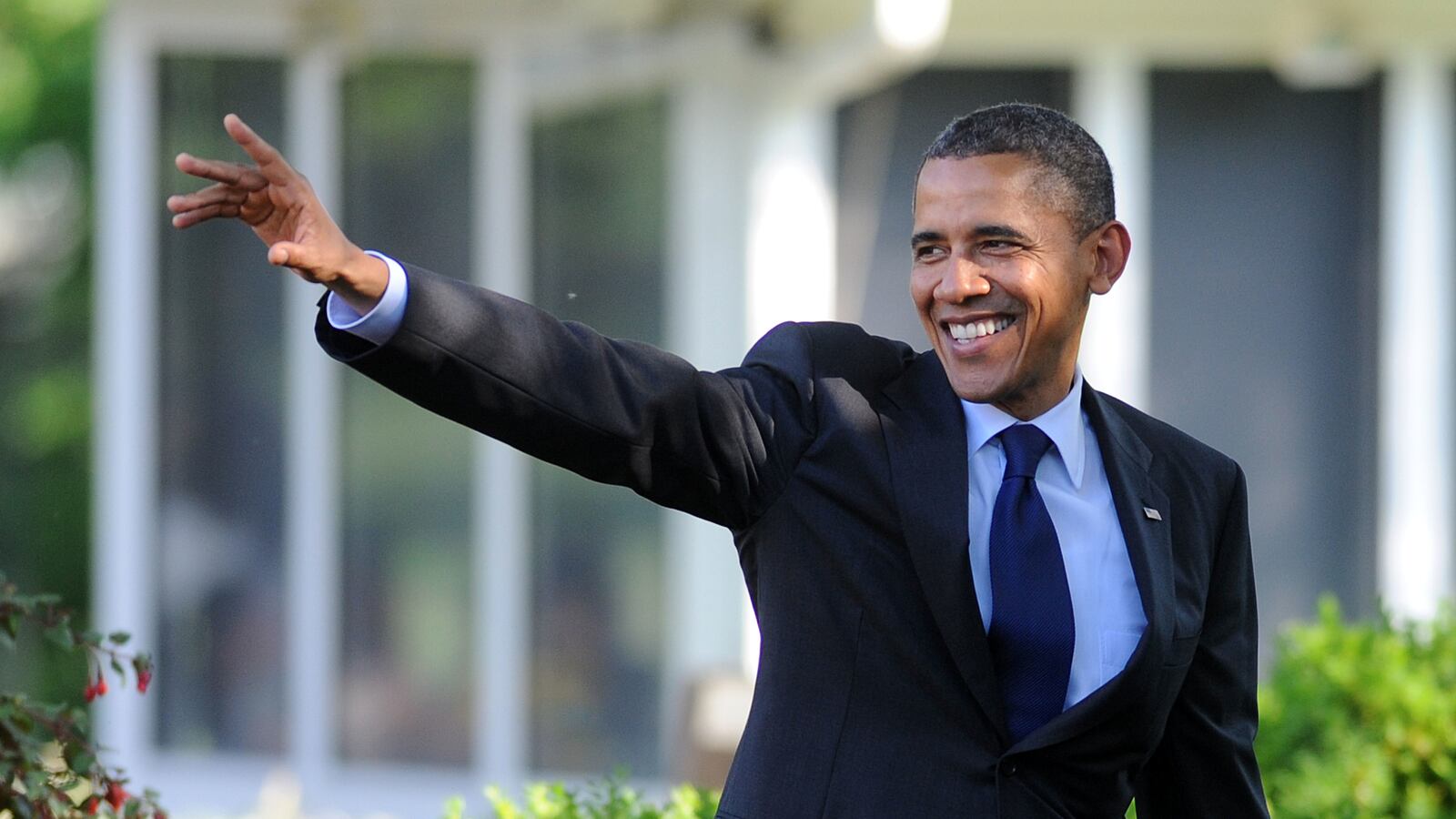 articles/2013/03/08/should-we-substitute-obamacare-for-medicare/should-we-substitute-obamacare-for-medicare-image_zks70s