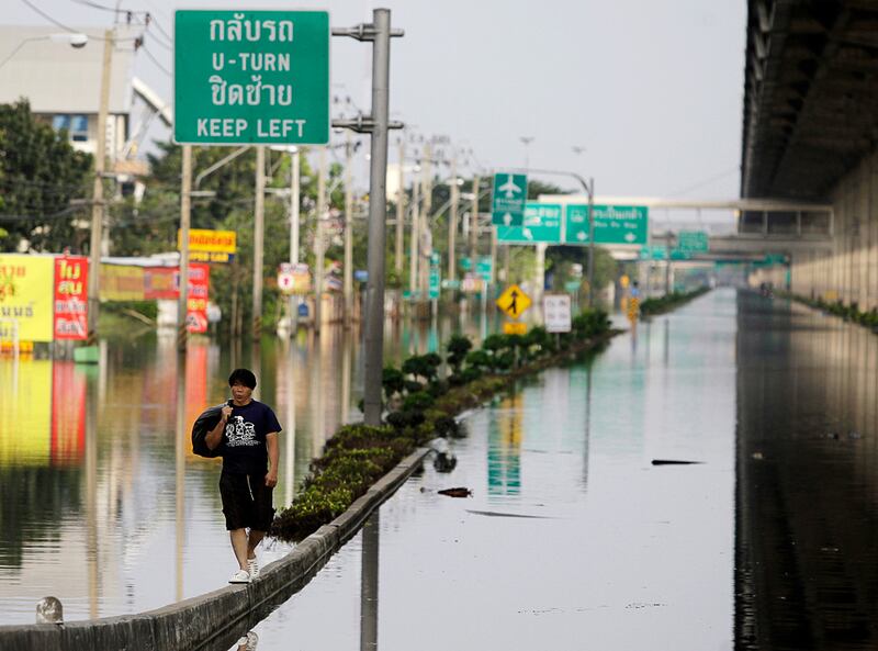 galleries/2011/10/27/photo-of-the-day/photo-of-the-day-111109-01_r15zee