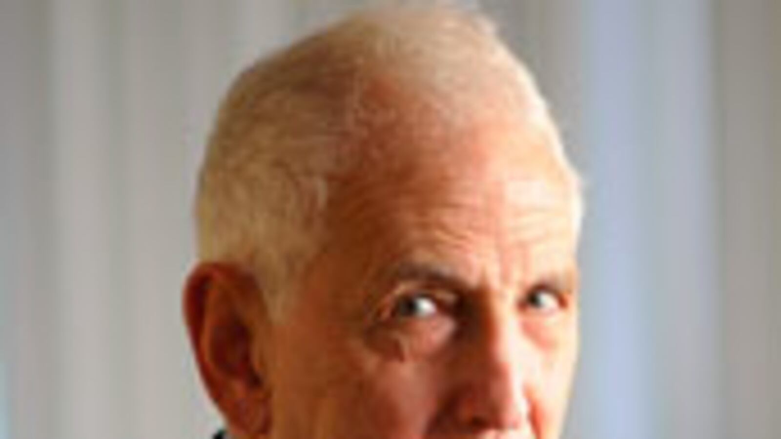 articles/2010/06/11/daniel-ellsberg-wikileaks-julian-assange-in-danger/jacoellsberg_106514_elbotr