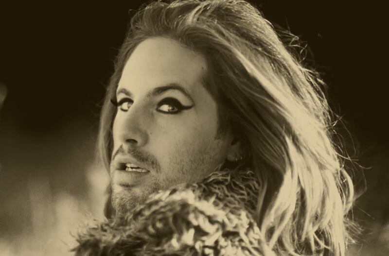 Kevin Fallon as Adele