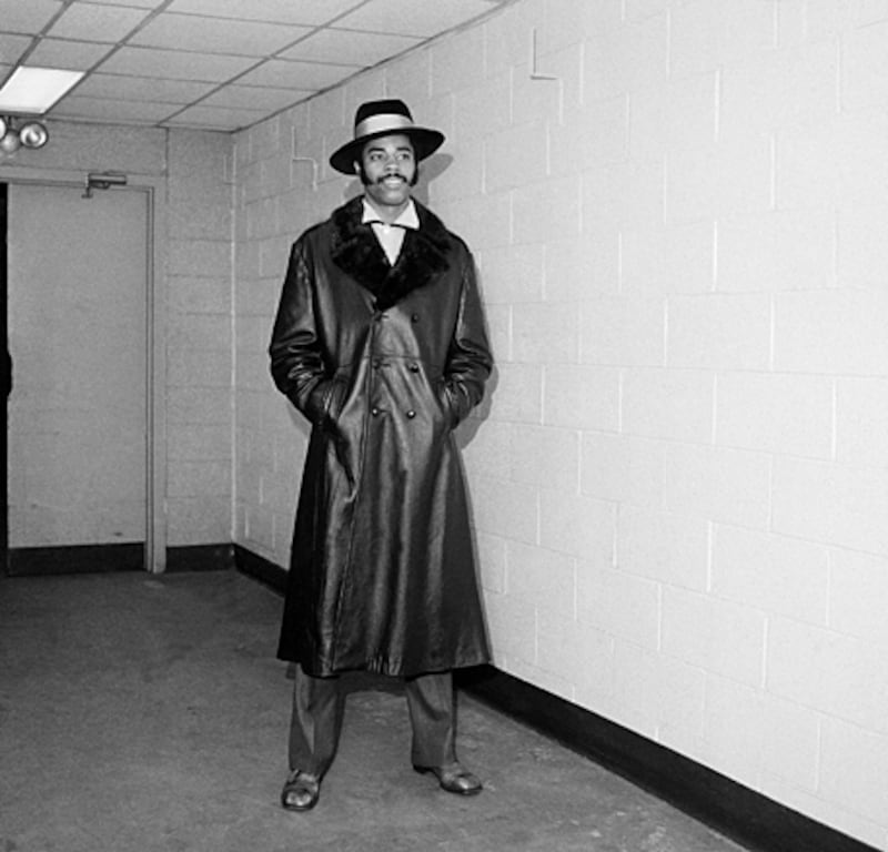 galleries/2009/05/05/black-male-fashion/black-male-fashion---walt-frazier_nrecjr