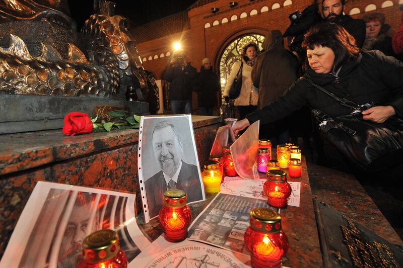 galleries/2012/02/08/the-20-most-corrupt-countries-from-cambodia-to-afghanistan/most-corrupt-countries-7-belarus_mqjhoo