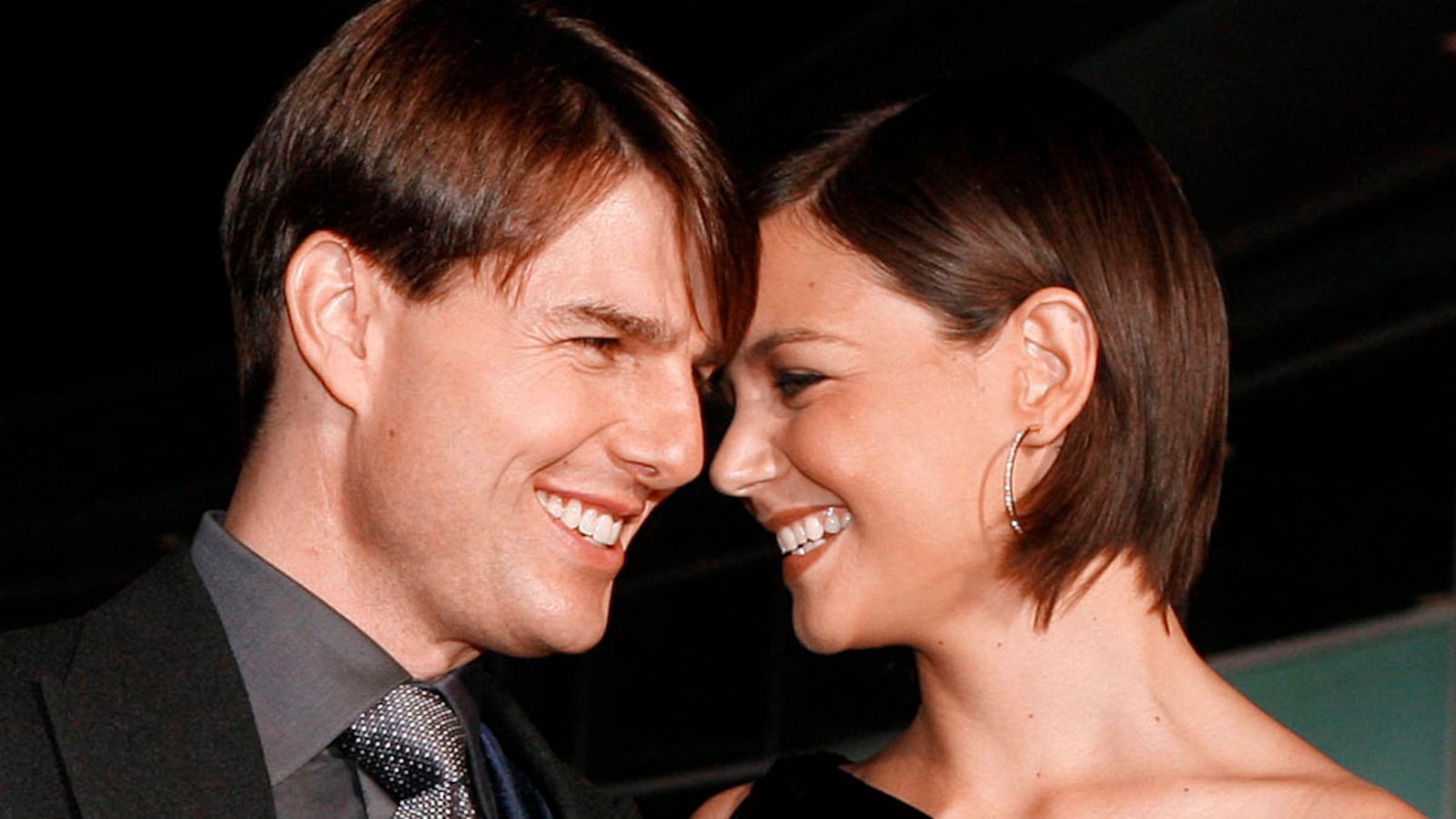 galleries/2012/06/29/tom-cruise-katie-holmes-divorce-their-marriage-in-photos/tomkat-divorce-tease_u1m7us