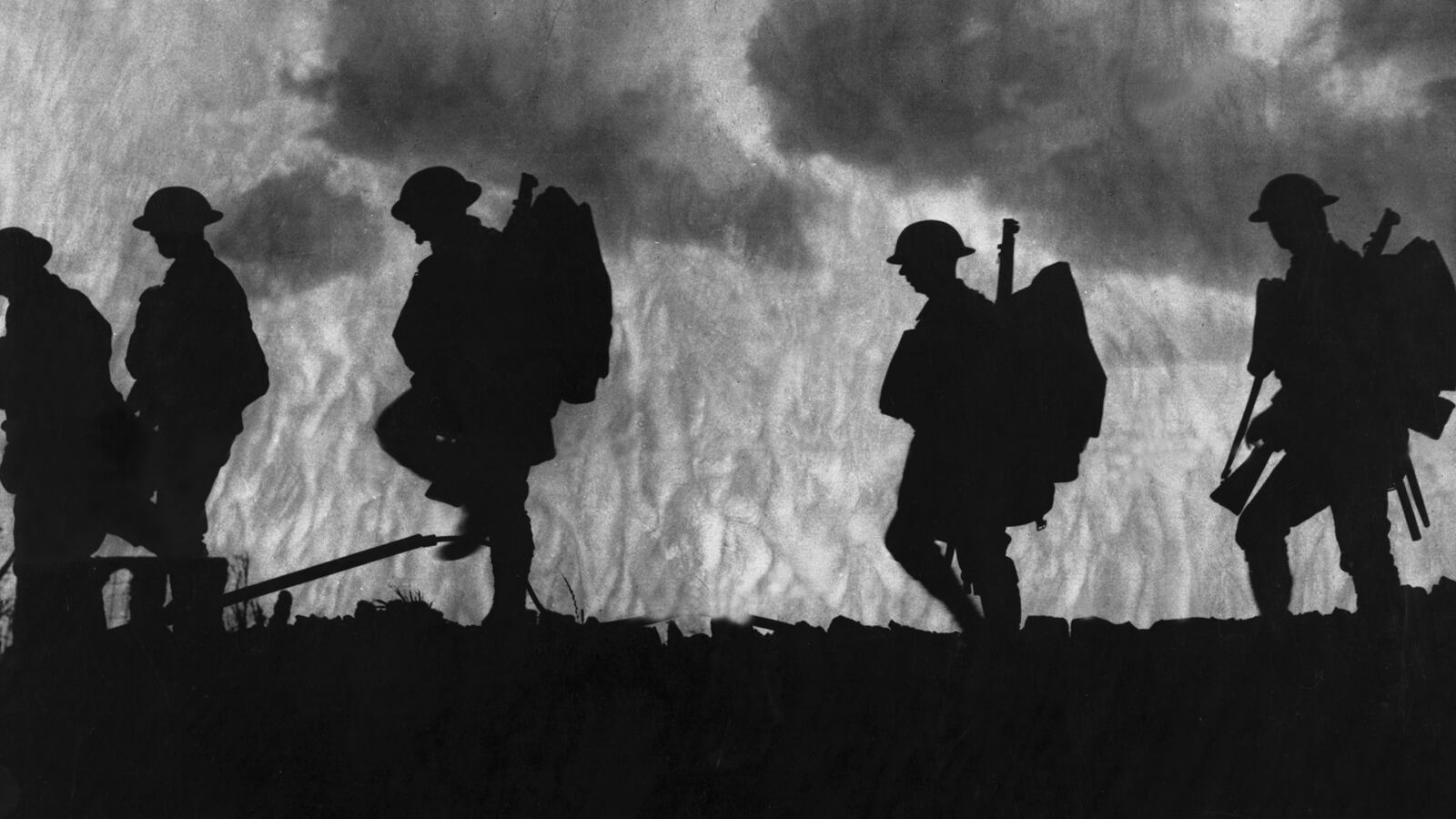 articles/2014/05/04/the-embrace-of-unreason-how-france-lost-it-all-between-the-wars/140502-korda-unreason-tease_iknp2i