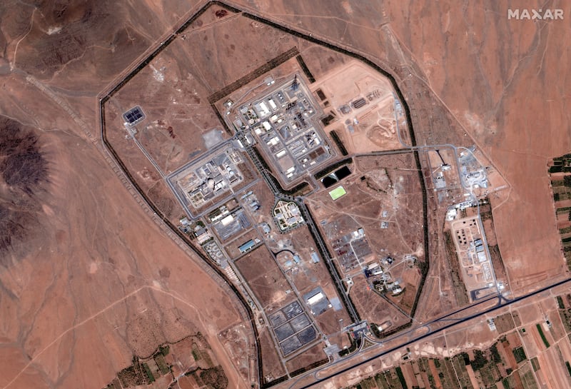 ARAK, IRAN -- JUNE 18, 2025: 01  Maxar Satellite Imagery shows the Arak heavy water reactor facility prior to airstrike damage. The complex includes the main reactor dome, distillation towers, and supporting infrastructure. Please use: Satellite image (c) 2025 Maxar Technologies.