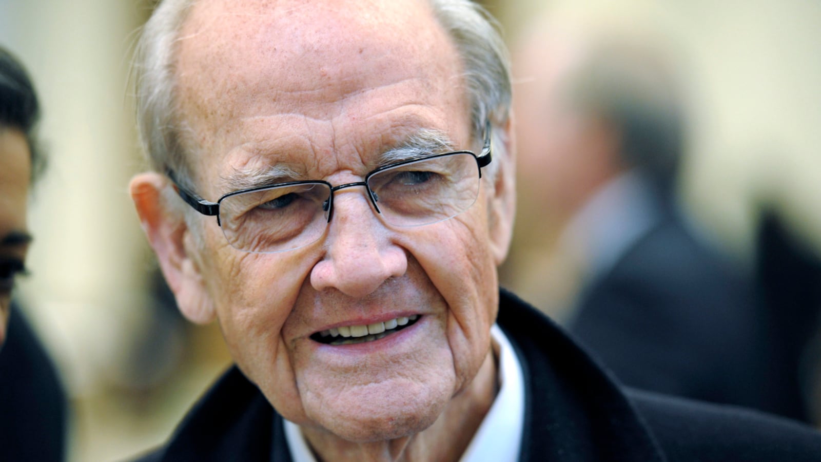 articles/2012/10/21/george-mcgovern-democratic-icon-and-former-presidential-candidate-dies-at-age-90/george-mcgovern-cheat_naatpl