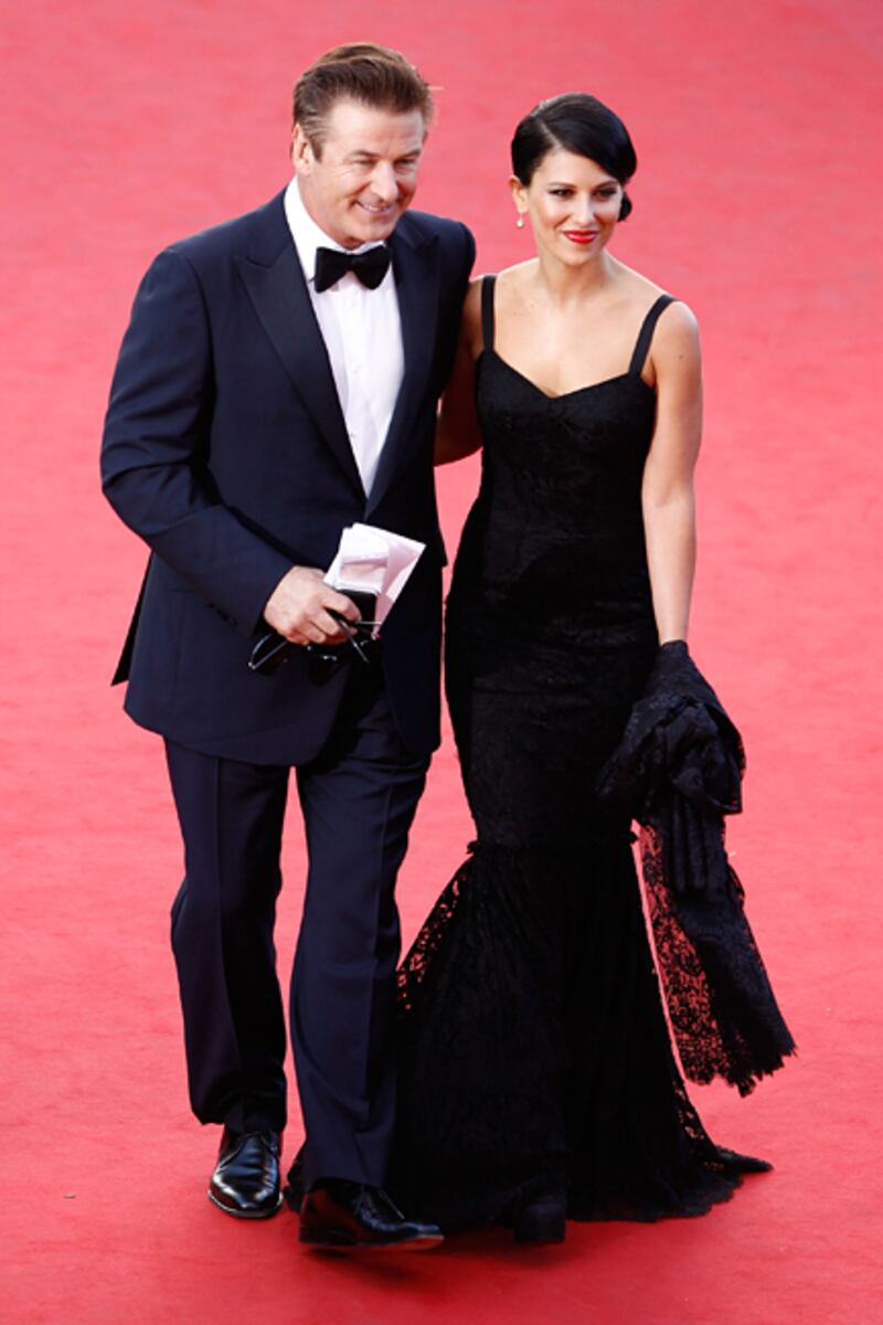 galleries/2012/05/16/tilda-swinton-diane-kruger-alec-baldwin-cannes-film-festival-2012-opening-night-photos/cannes-arrival-alec-baldwin_dpnrls