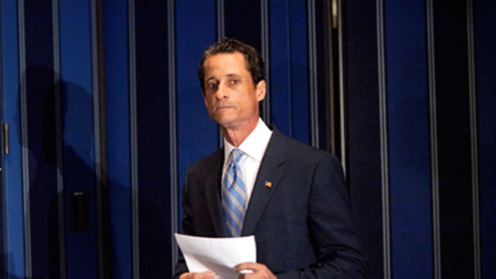 articles/2011/06/07/anthony-weiner-the-scandal-s-congressional-consequences/weiner-district-tomasky_imhnqw