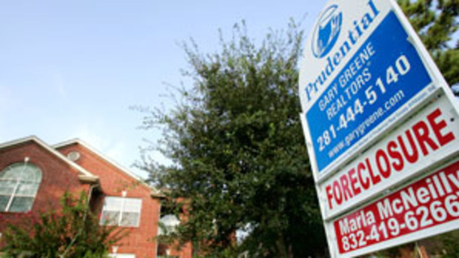 cheats/2010/04/15/foreclosures-jump-to-highest-in-5-years/foreclosures_94630_ss4fs1