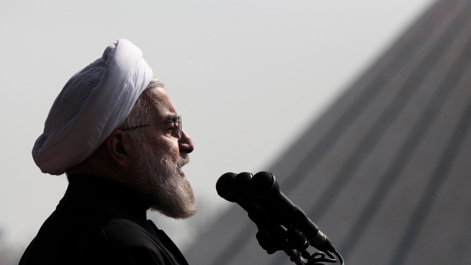 articles/2014/11/22/the-nuclear-deal-that-iran-s-regime-fears-most/141121-khadem-iran-tease_zntknm