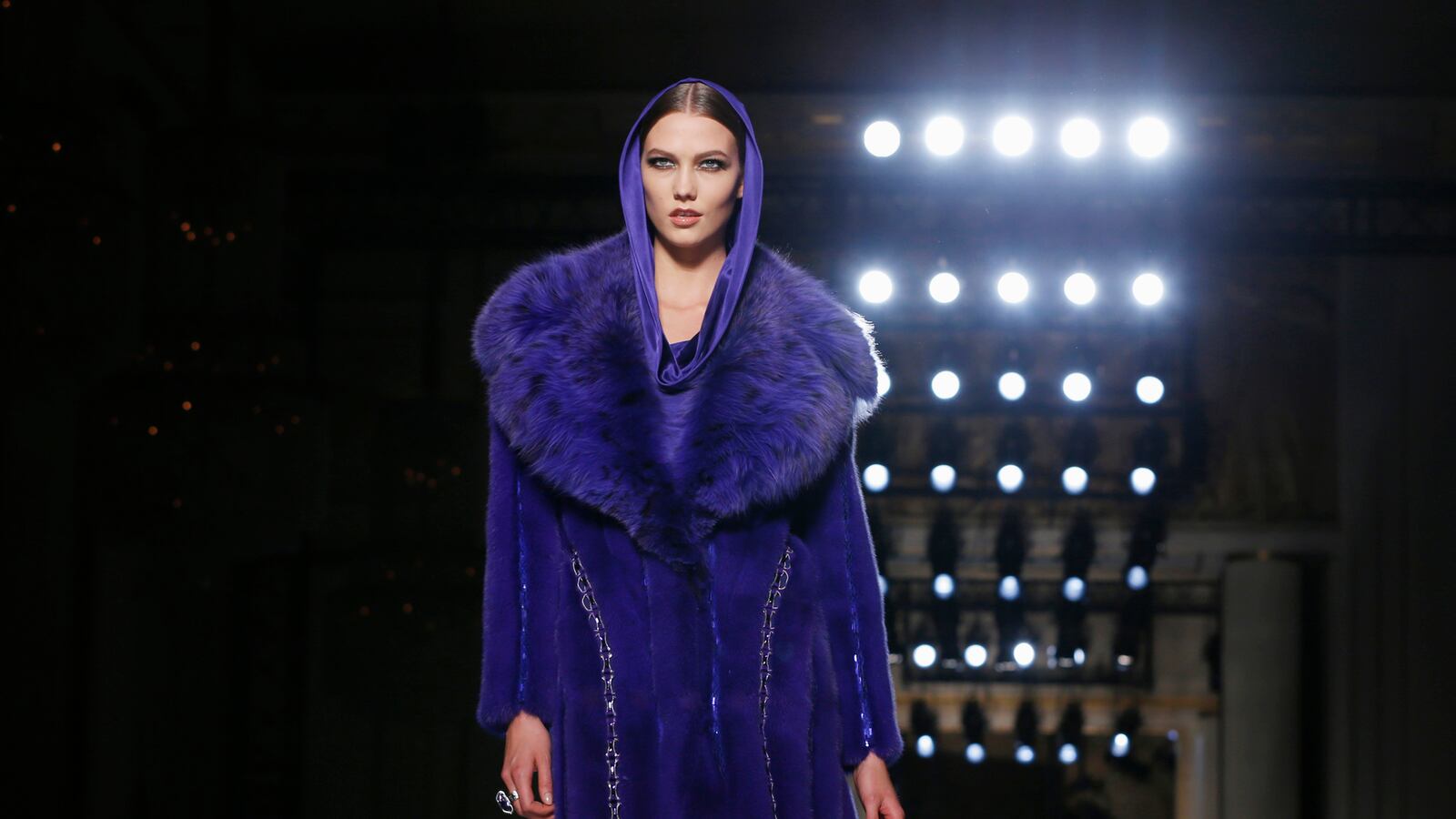 galleries/2014/01/22/from-chanel-to-atelier-versace-the-best-of-paris-couture/140122-best-of-couture-versace_jgbo8b