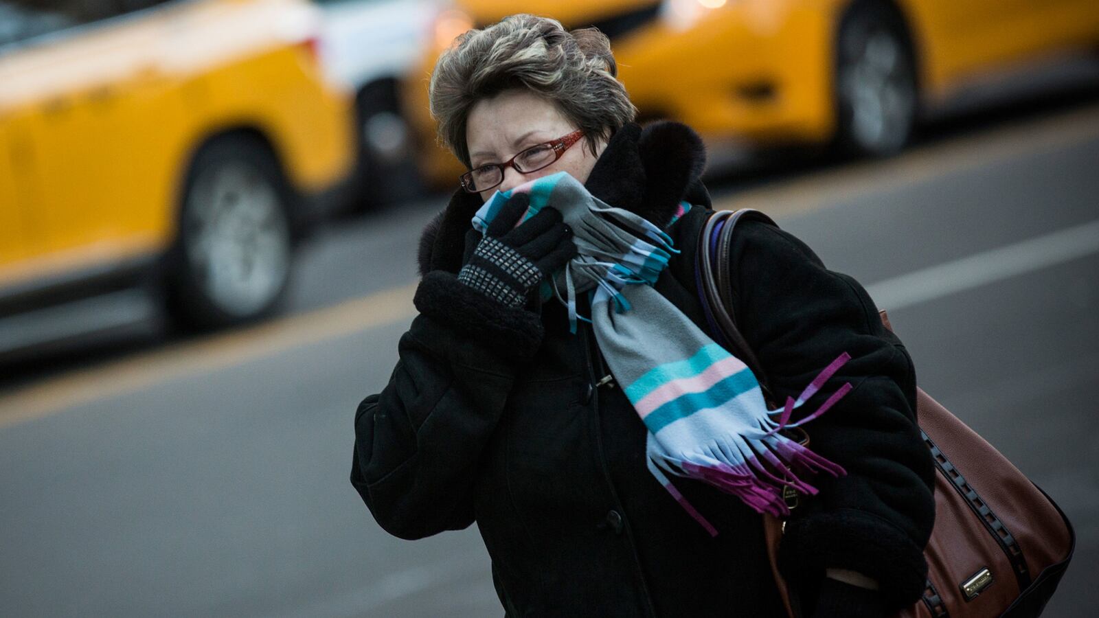 cheats/2014/11/07/polar-vortex-will-blast-200m-people/141107-polar-vortex-cheat_y2ogkz