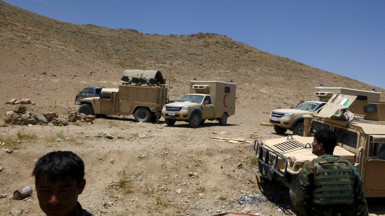 cheats/2017/03/19/afghan-soldier-opens-fire-on-3-u-s-troops/170319-afghan-attack-cheat_djw5dg