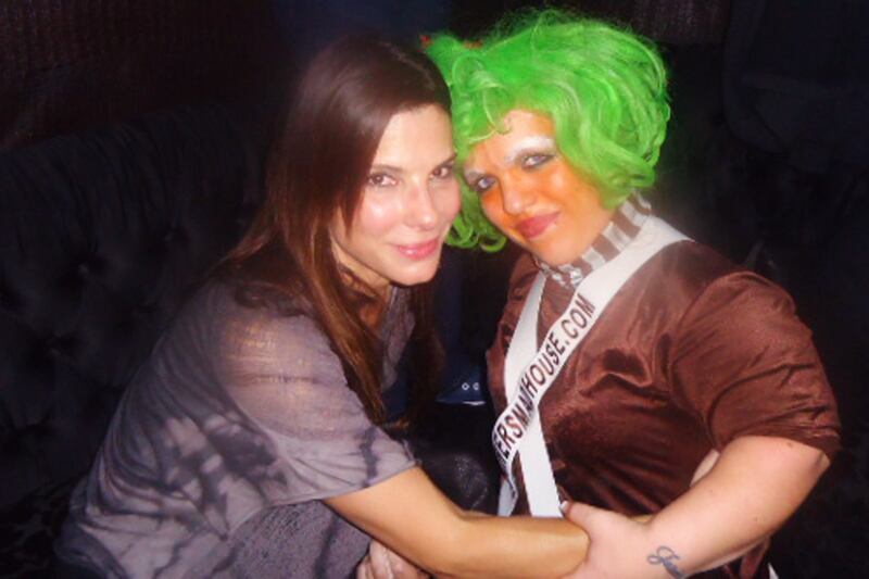 galleries/2013/06/22/beacher-s-madhouse-wildest-club-in-los-angeles-featuring-miley-cyrus-bill-maher-more/130621-beachers-madhouse-13-GAL_eichzq